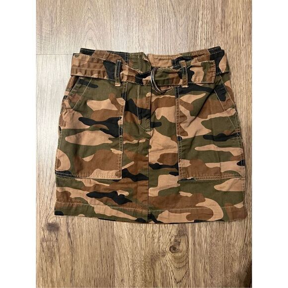 H&M Patterned Cargo Mini Skirt Khaki green/patterned size 2 - Picture 2 of 5